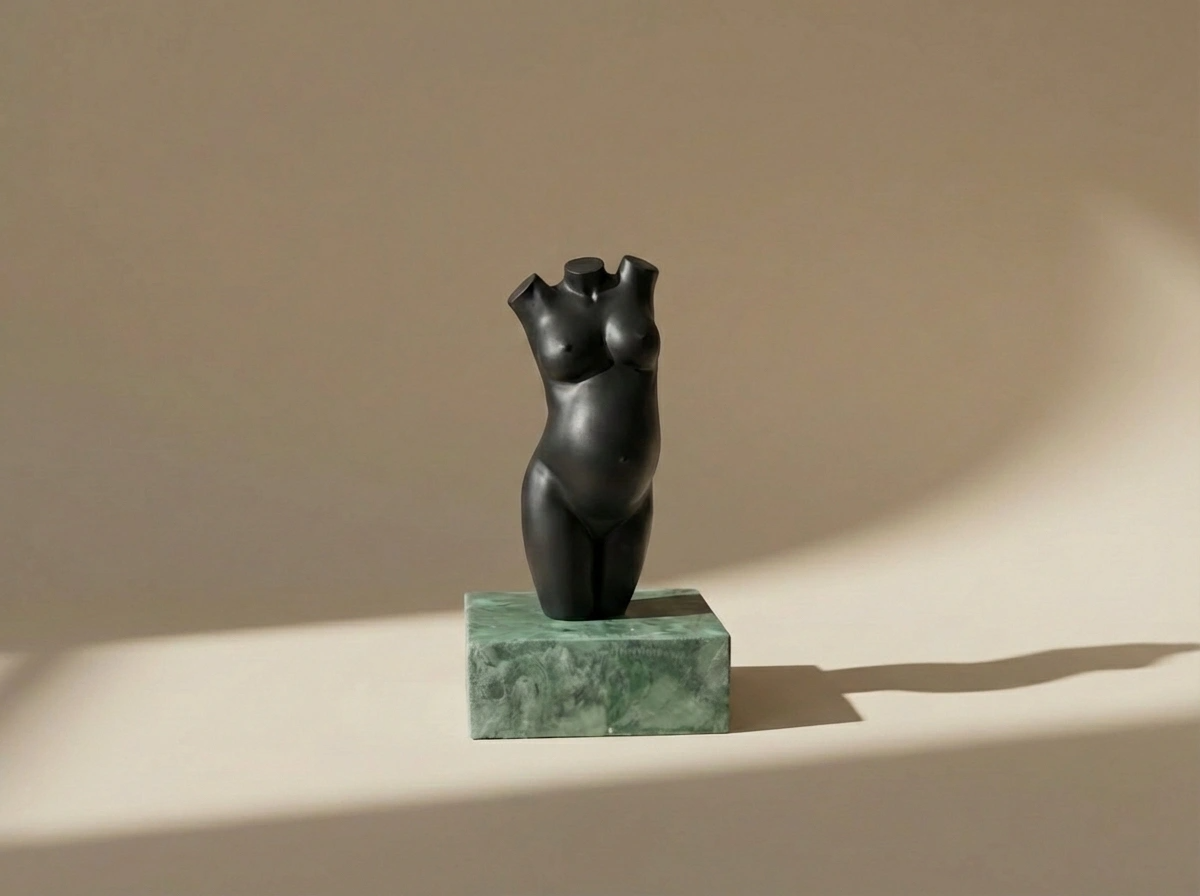 Zwart resin zwangerschapsbeeld - Image 2